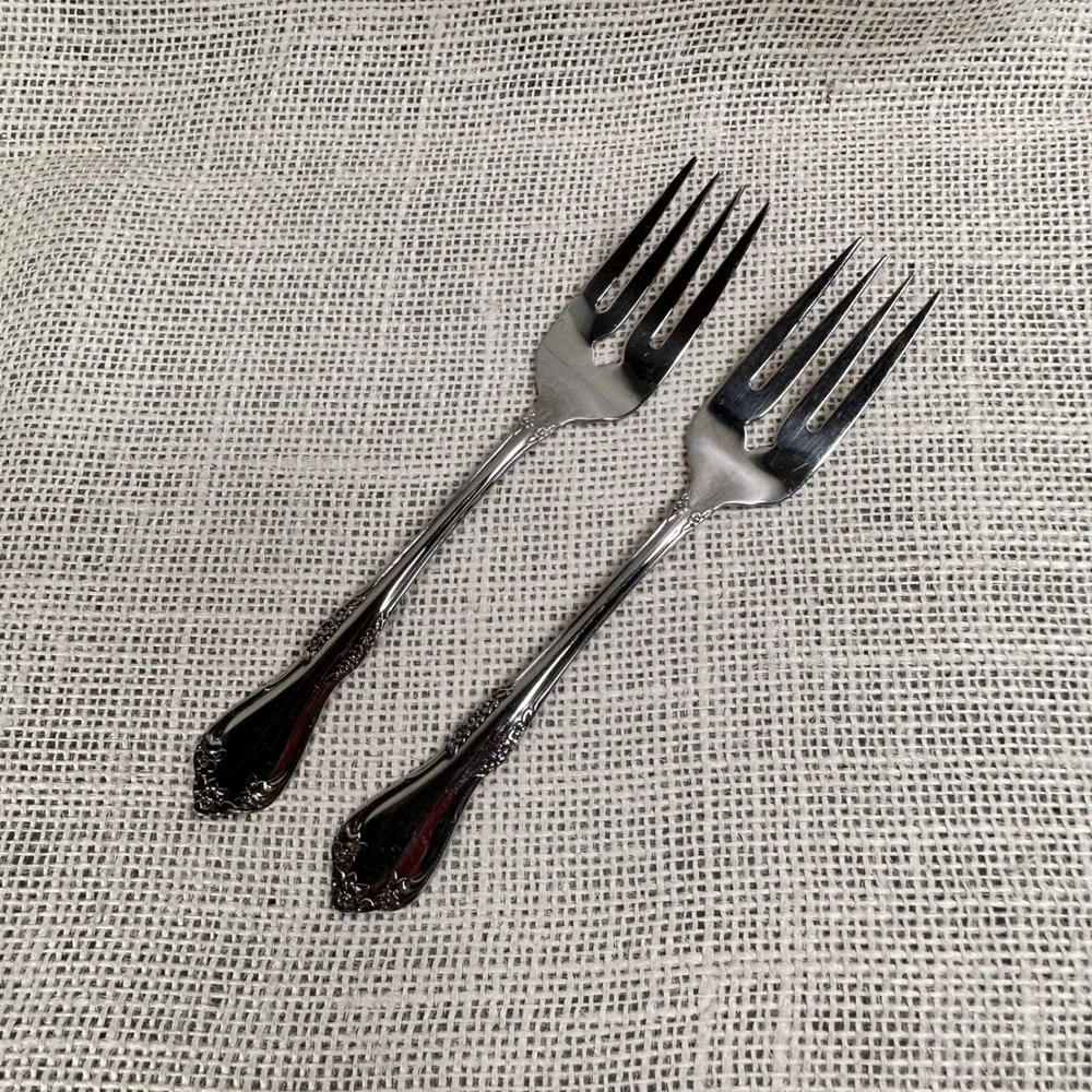 Oneida Mansfield Amadeus Salad Forks 6¼